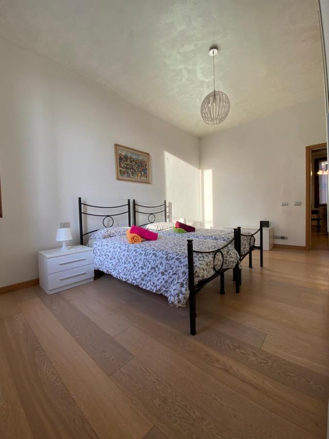 Ca' Santa Marta Apartment Venice Exterior photo