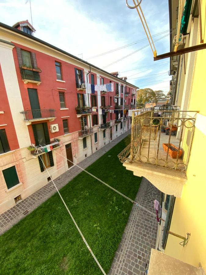 Ca' Santa Marta Apartment Venice Exterior photo