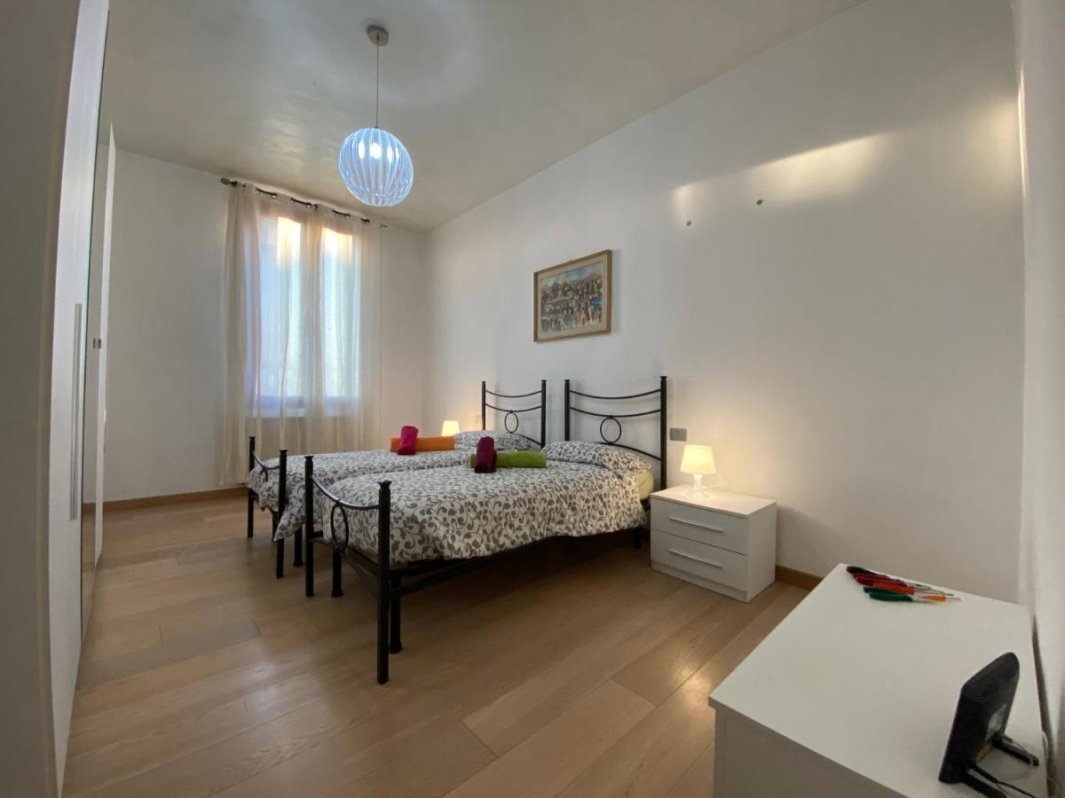 Ca' Santa Marta Apartment Venice Exterior photo