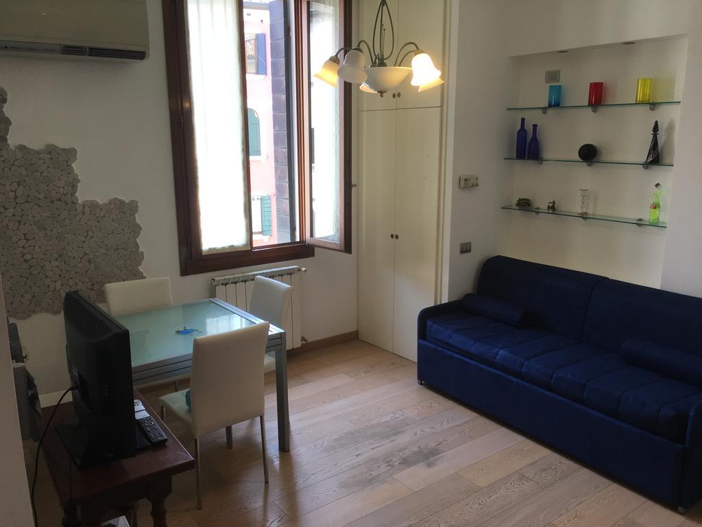 Ca' Santa Marta Apartment Venice Exterior photo